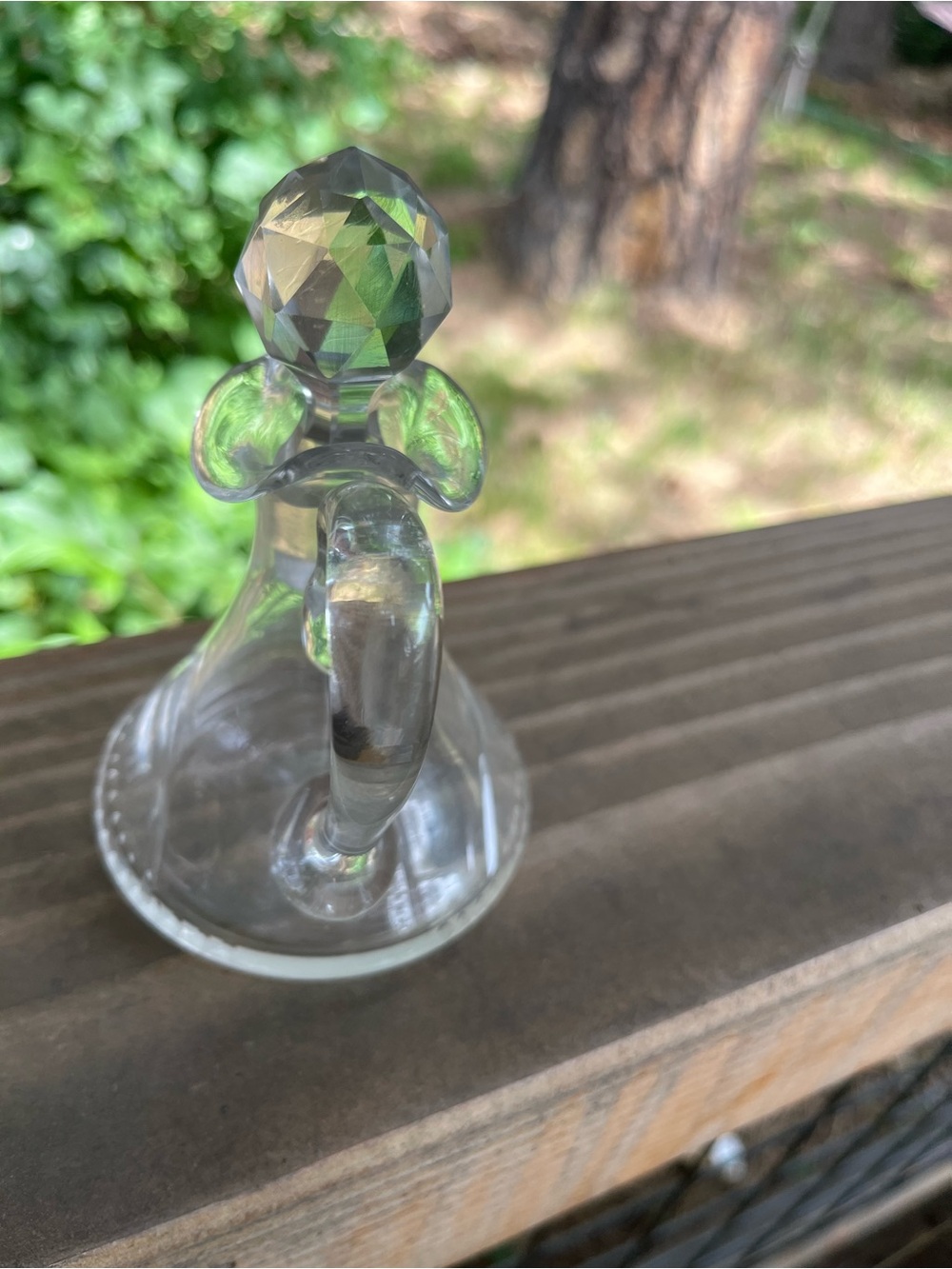 Vintage Etched Cruet Jar with Leaf Etching and Crystal Faceted Stopper - Picture 4 of 5
